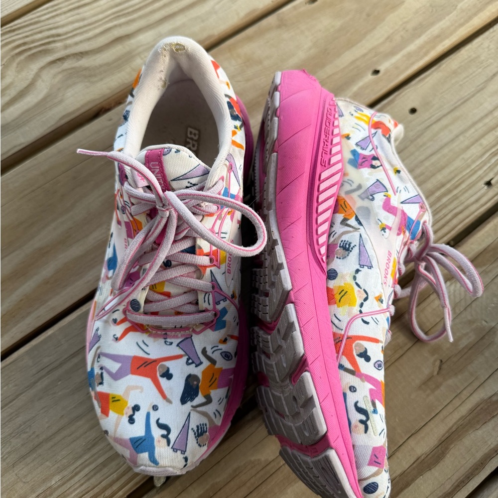 Brooks Shoes | Adrenaline | Unity Running Shoes